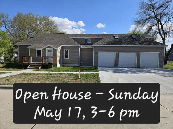 1212 15th St, Central City, NE 68826