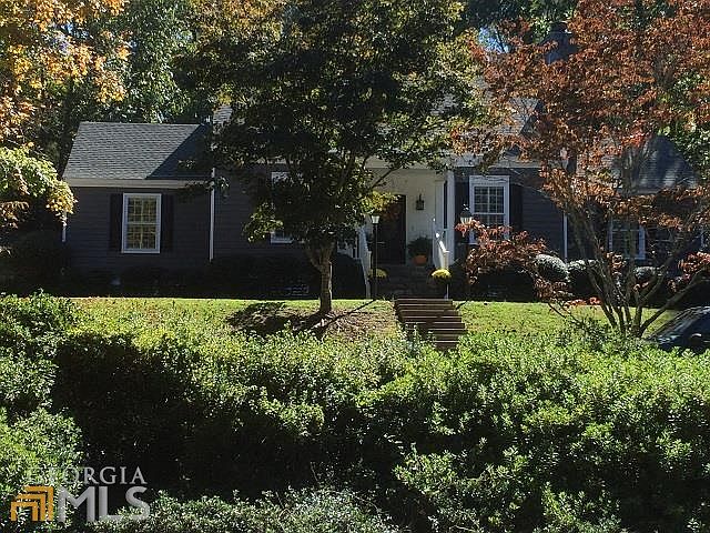 2nd image of 134 Mill Race Rd