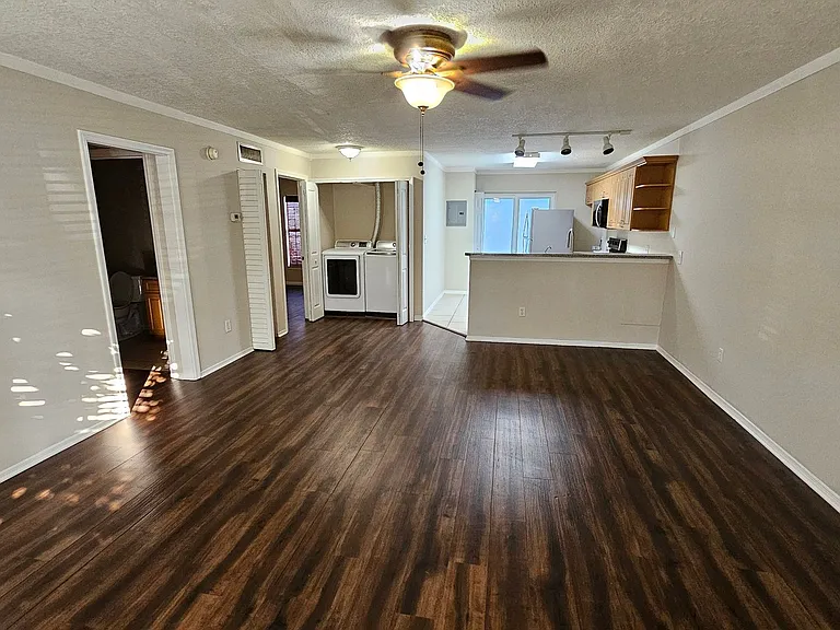 3651 N Goldenrod Rd #A103 — Photo 2