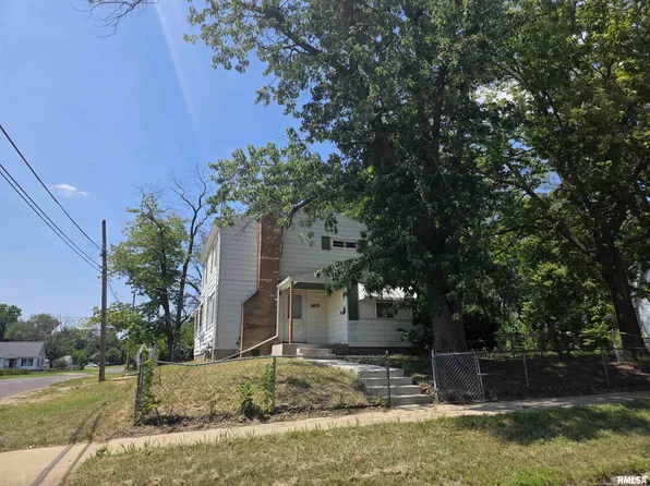 1419 S Westmoreland Ave, Peoria, IL 61605