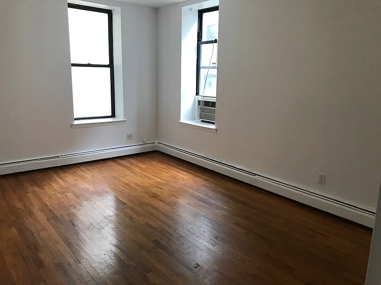 137 W 110th St #3A — Photo 9