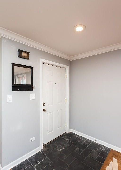 1st image of 1479 N Larrabee St #615