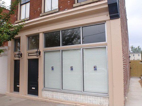 2nd image of 1221 Hull St
