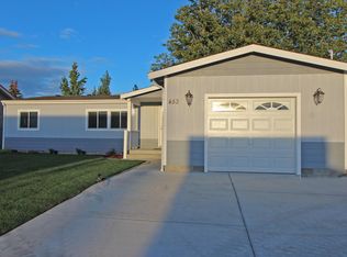 492 W 4th St, Halsey, OR 97348