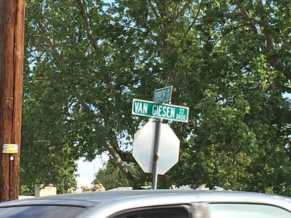 5th image of 1302 Van Giesen St