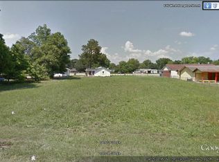 W Hampton St, Dillon, SC 29536