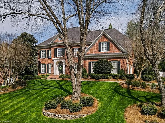 2nd image of 220 Fox Lake Ct