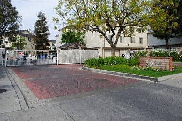 1st image of 11150 Glenoaks Blvd Unit 141