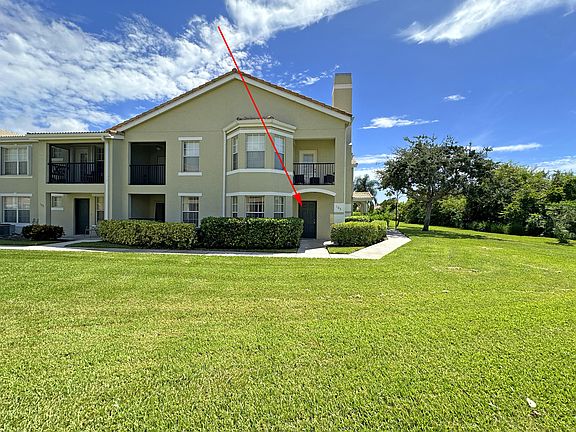 2nd image of 128 SW Peacock Blvd APT 103