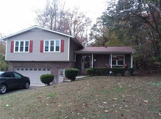 2725 New Walkertown Rd, Winston Salem, NC 27105