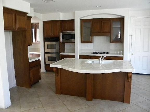 2nd image of 693 Chapel Hill Dr