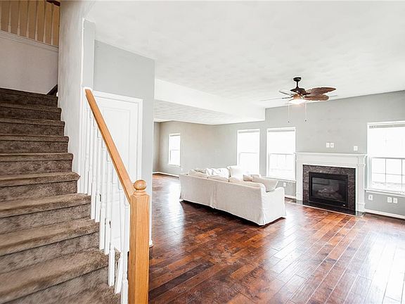 4th image of 5073 Kings Grant Cir #205