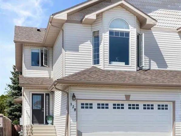 128 E Preston Ave NE, Medicine Hat, AB T1C 0E6