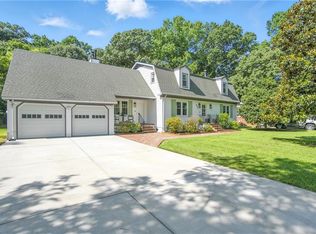 6267 Taylor Dr, Norfolk, VA 23502