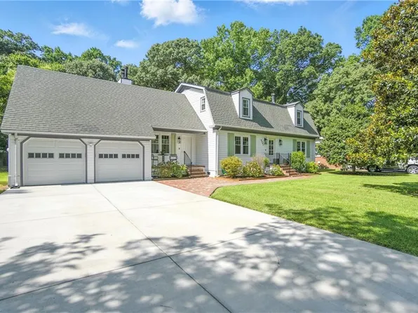 6267 Taylor Dr, Norfolk, VA 23502