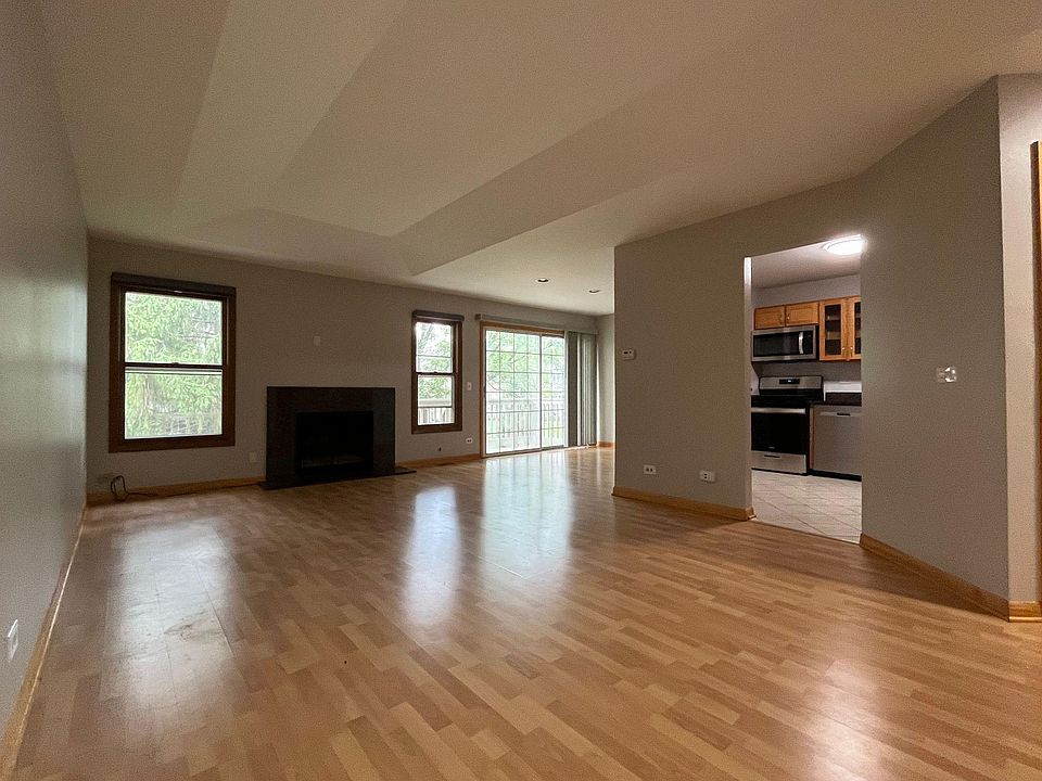 1st image of 122 Red Fox Ln #D4