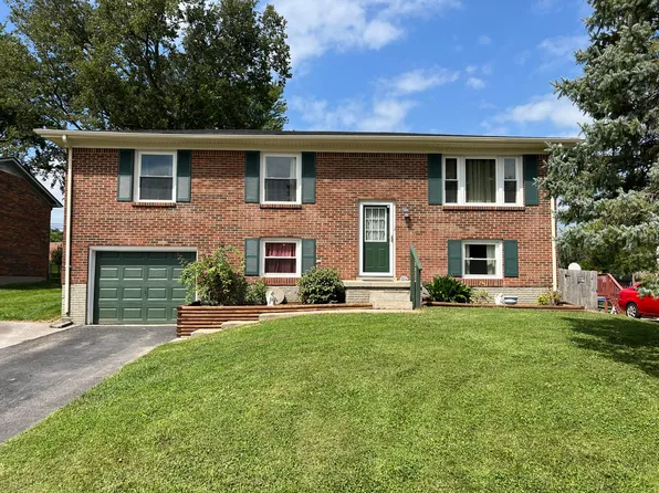 222 Vaught Rd, Winchester, KY 40391