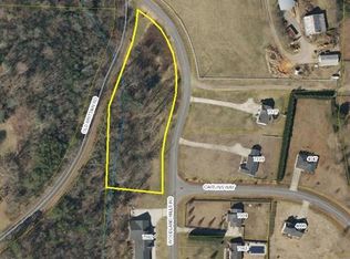 7384 Woodland Hills Rd, Hickory, NC 28602