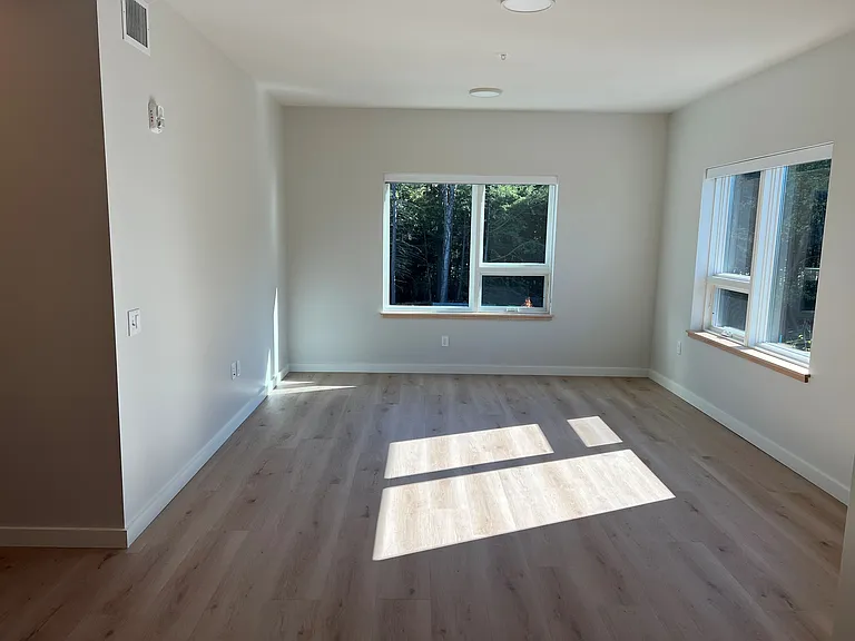 Fox Run Apartments — Photo 25