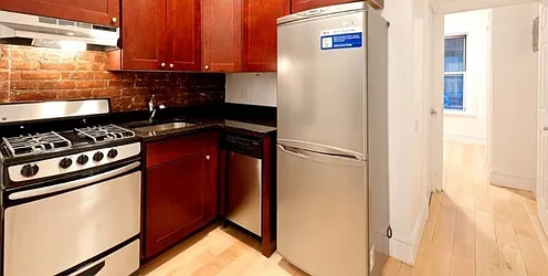 Rented by LJ Sloane Management