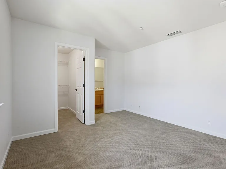 2878 4th St #1402 — Photo 13