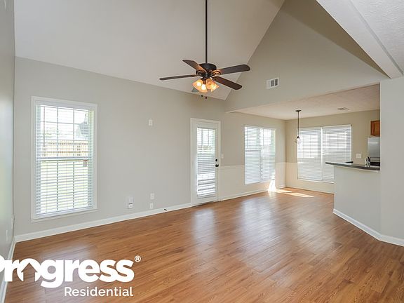 4th image of 1510 New Orleans Way