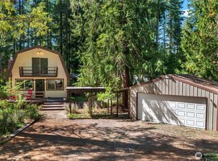 141 N Handicap Place, Hoodsport, WA