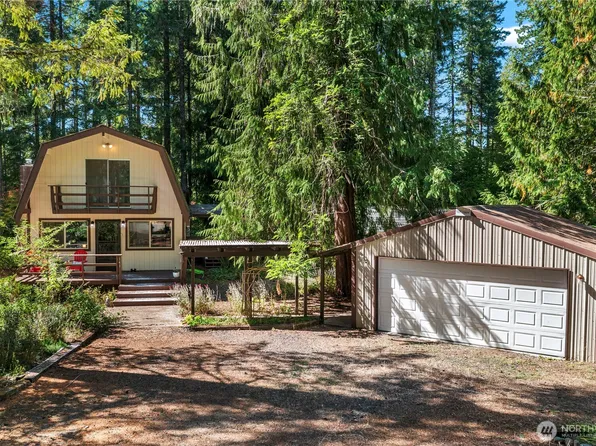 141 N Handicap Place, Hoodsport, WA 98548