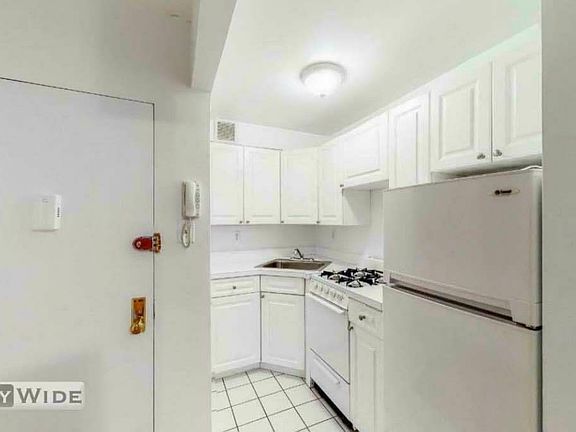2nd image of 947 1st Ave #11A