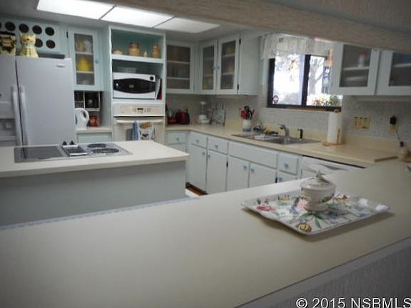 5th image of 1066 Club House Blvd