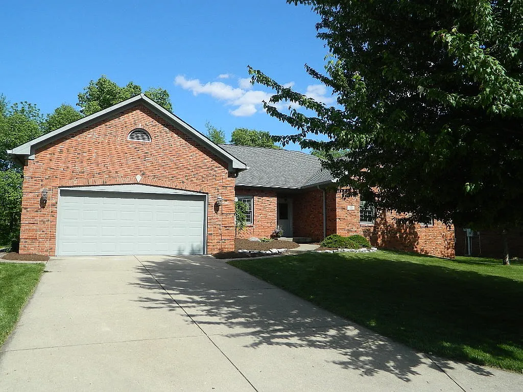 353 Melrose Ln photo 1