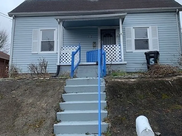 512 Peach St — Photo 1