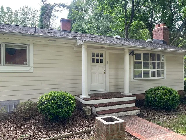 731 Miller Ave — Photo 3