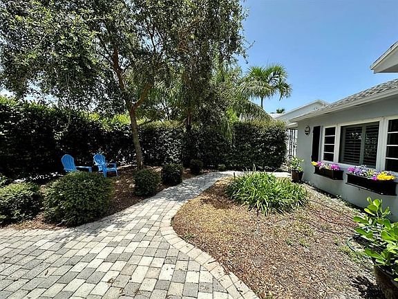 5th image of 920 N L St #1