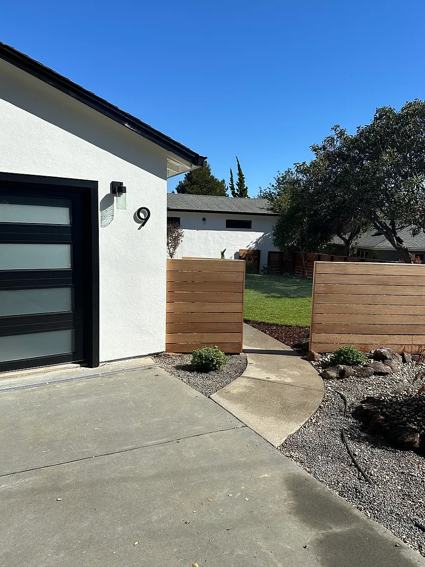 9 Korbel Way photo 1