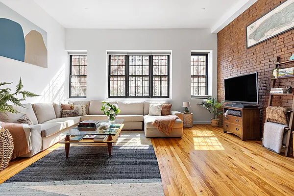 Sold by Compass | media 3