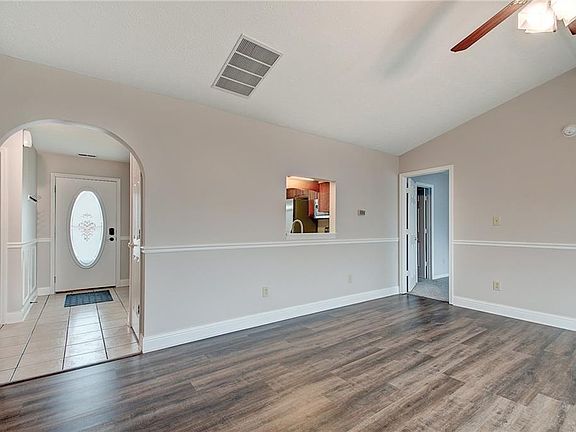 2nd image of 4334 Strawflower Dr