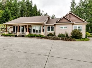 200 Waukeena Way, Cottage Grove, OR 97424