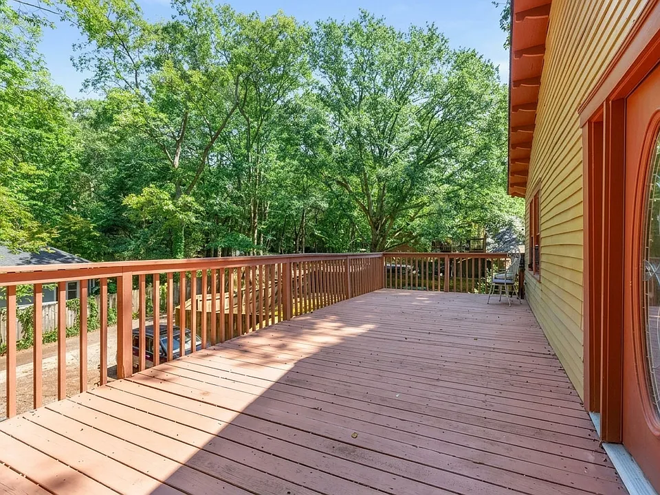 Private deck