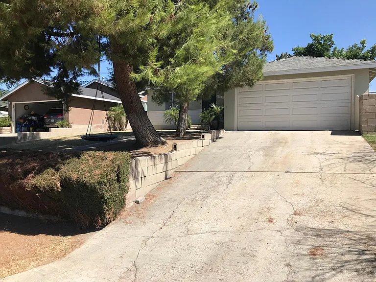6604 Franklin Ave — Photo 3