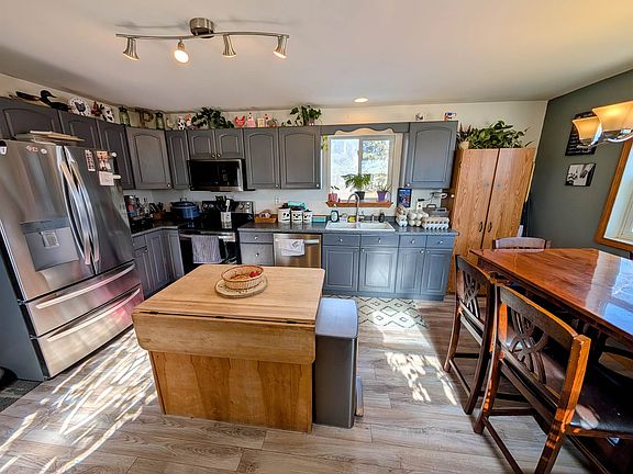 5th image of 23087 Burr Oak Rd