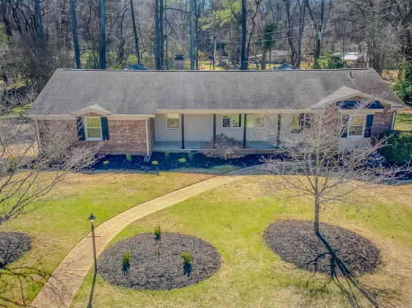 2145 Bower Dr, Florence, AL 35630