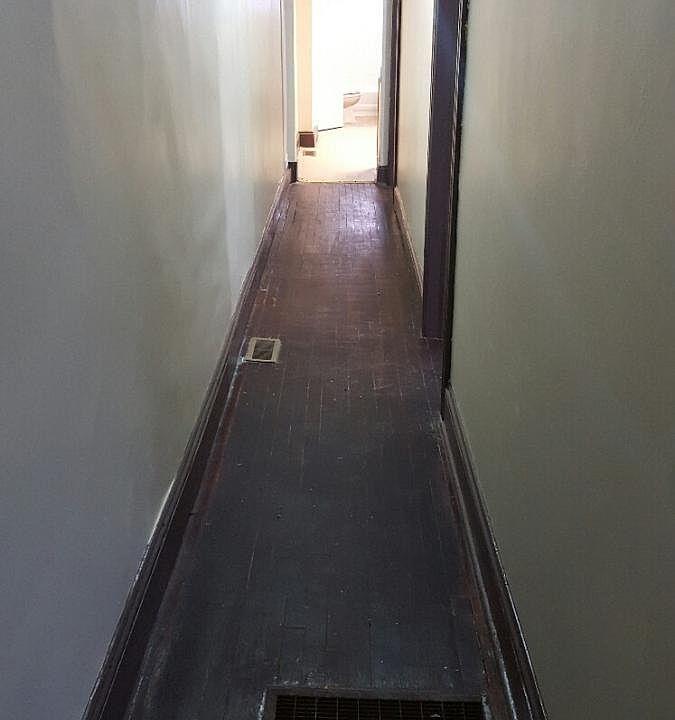 2nd image of 821 Carteret Ave #2