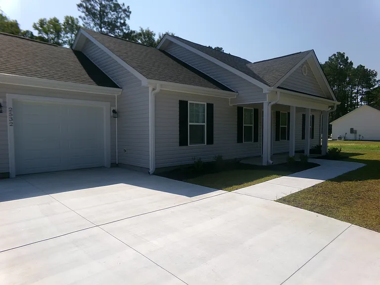 2532 Harvey Rd — Photo 2