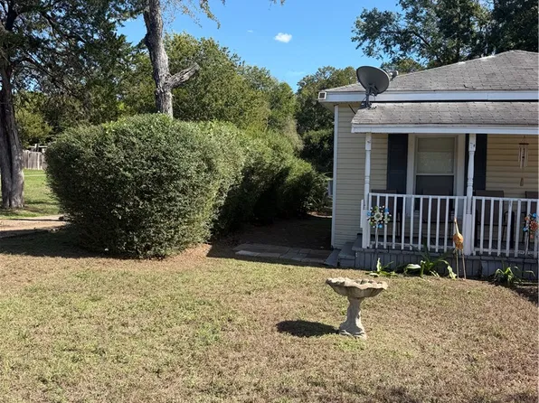 1107 Boulevard St, Bryan, TX 77803