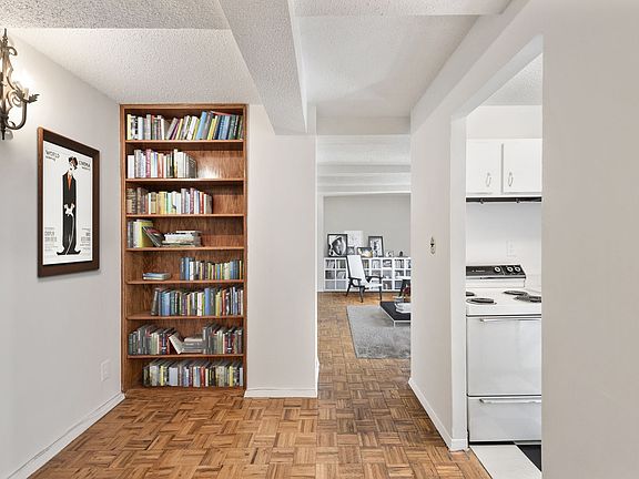 3rd image of 235 E 49th St APT 5C