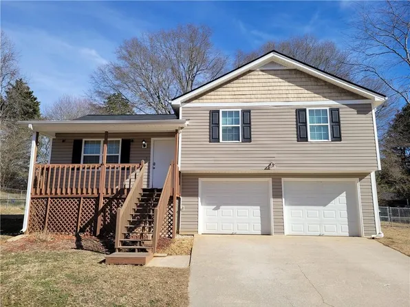 2043 Laird Rd, Hiram, GA 30141