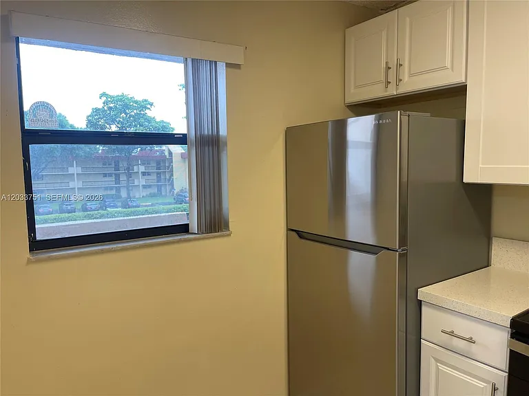 3252 Foxcroft Rd #307 — Photo 15
