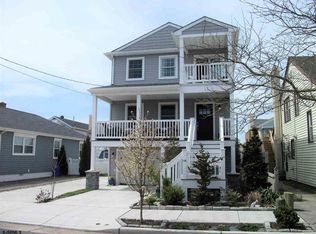 130 N Lafayette Ave, Ventnor, NJ 08406