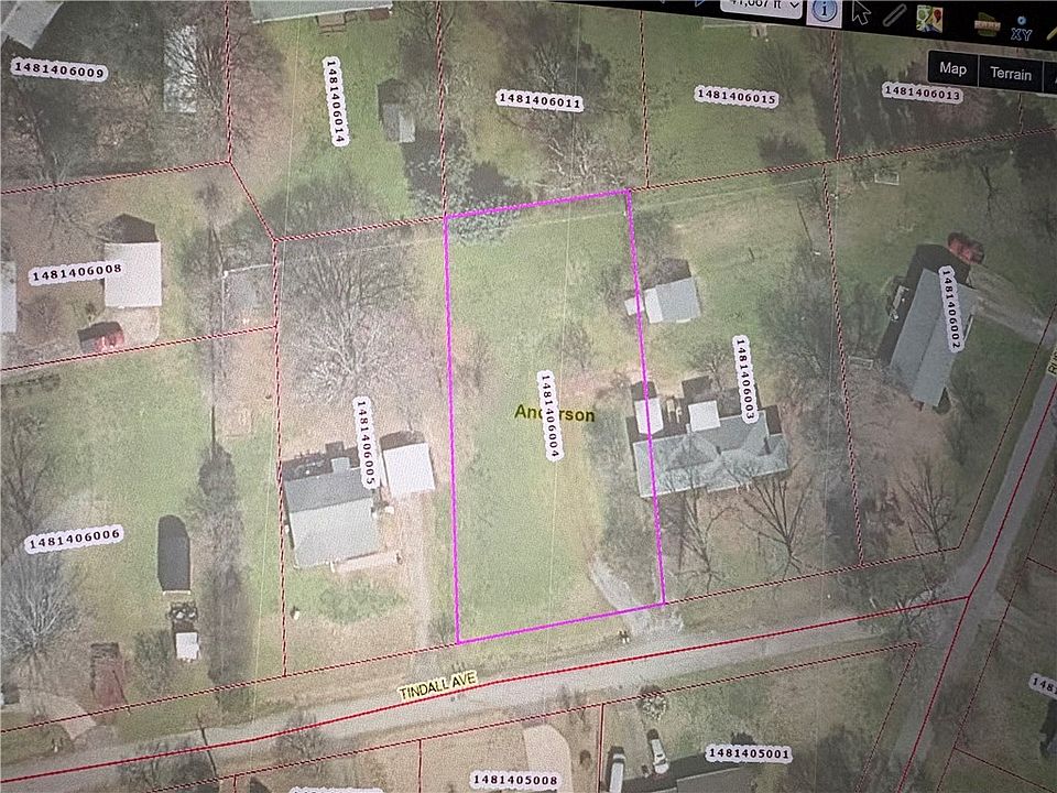 1st image of 25 Tindall Ave